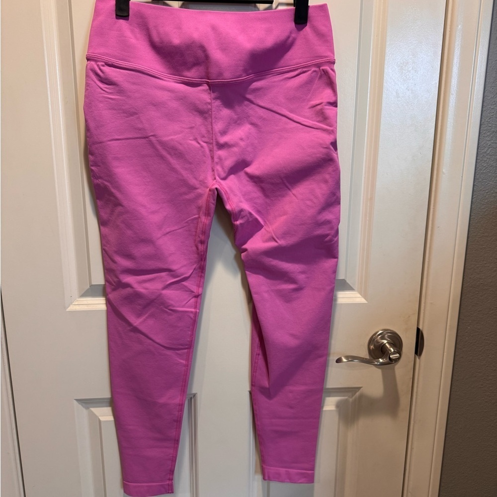 Fabletics Women's Pink Leggings - Picture 2 of 7